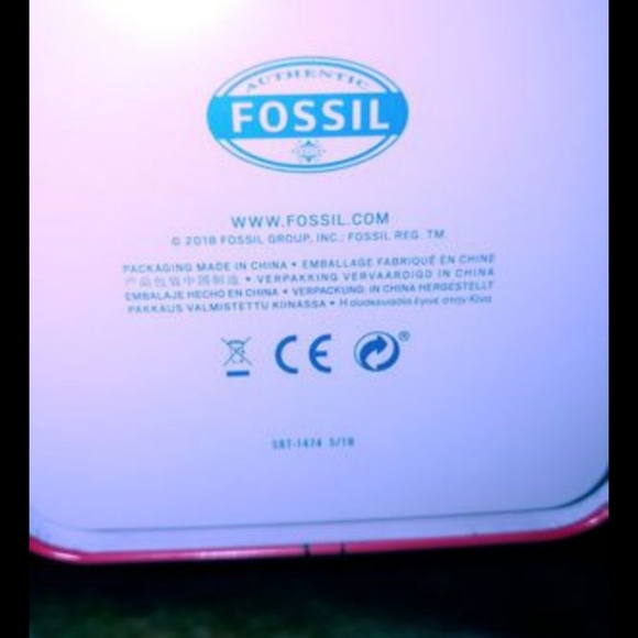 Leather fossil watch - Picture 3 of 3